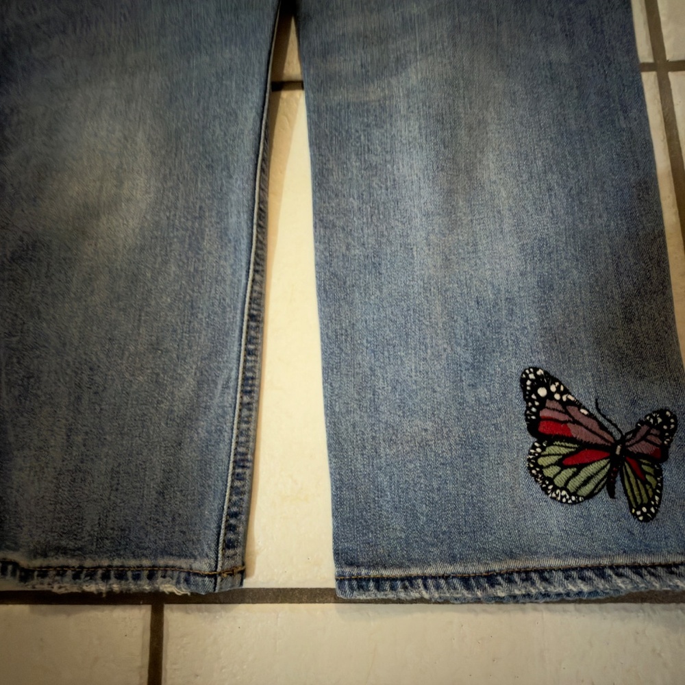 $139 Lucky Bridgette high rise slim straight jean w/butterfly embroidery 12/31 - Picture 15 of 16
